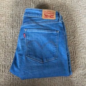 Levi’s high rise skinny jeans